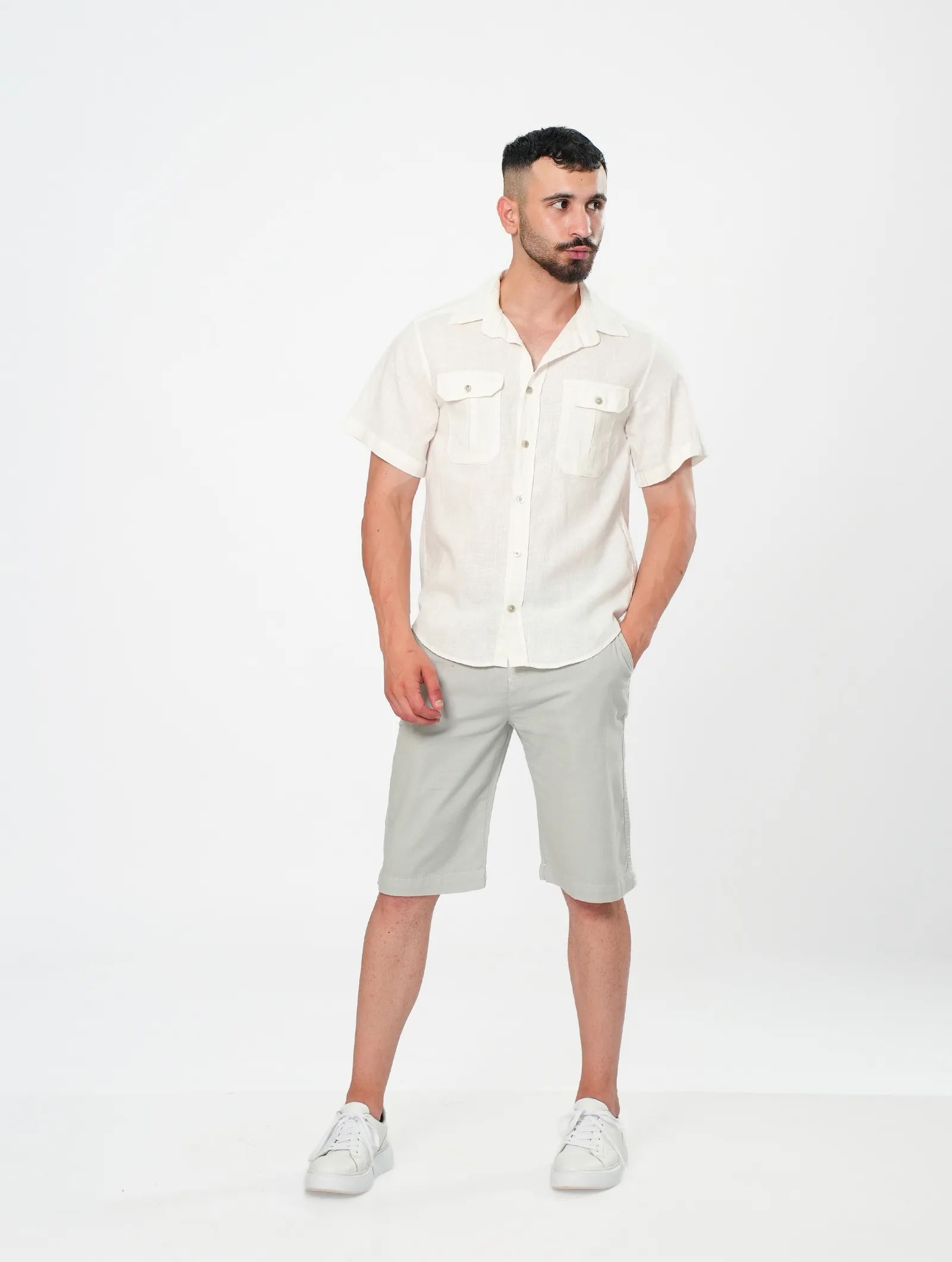 CHEMISE MC AVEC POCHE PLAQUE